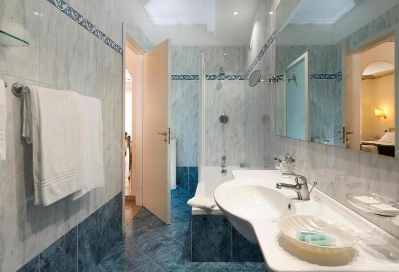 סוויטת ג'וניור עם מרפסת, Sant Alphio Garden Hotel & Spa