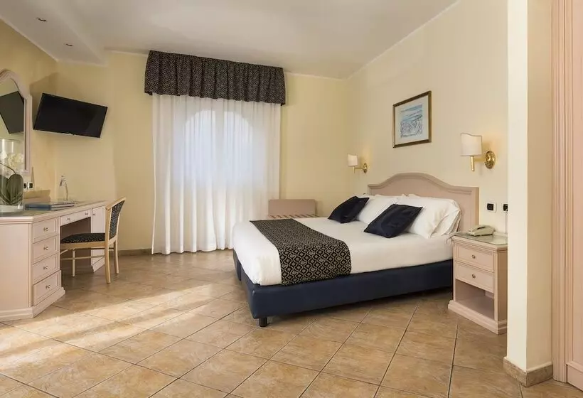 اتاق استاندارد با چشم‌انداز دریا, Sant Alphio Garden Hotel & Spa
