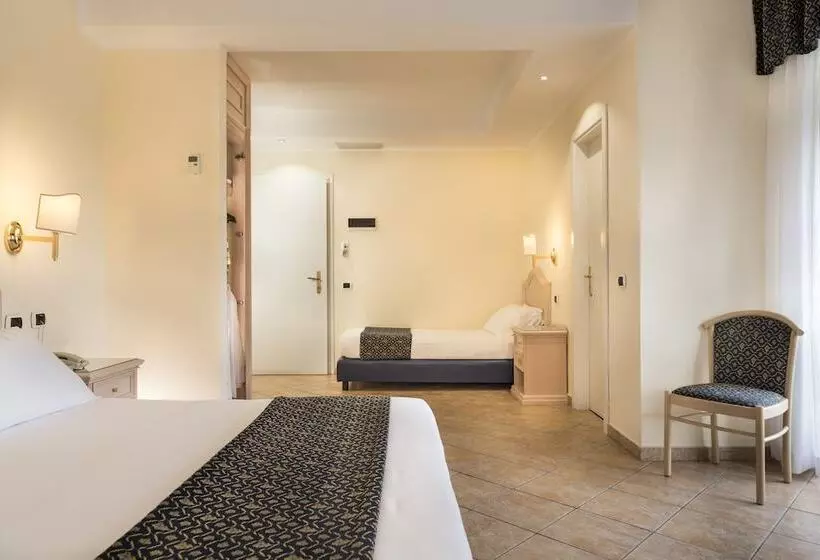 اتاق استاندارد سه نفره, Sant Alphio Garden Hotel & Spa