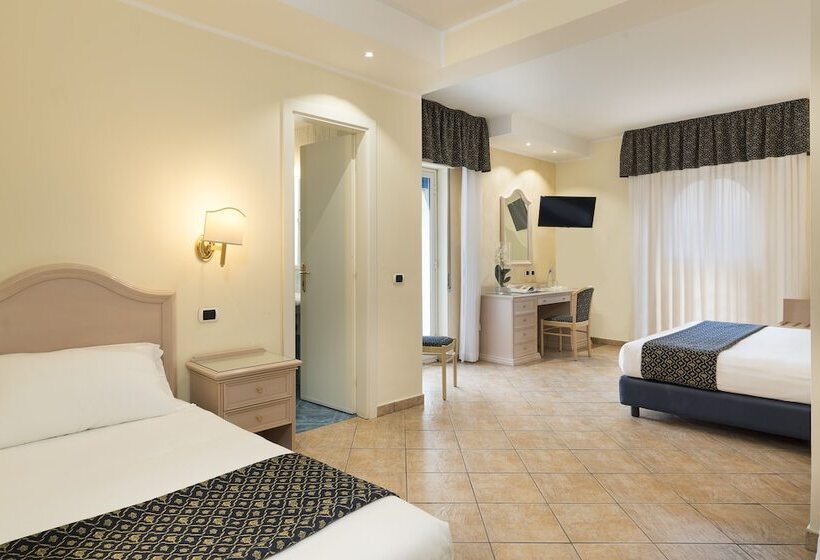 Номер Стандарт Трехместный, Sant Alphio Garden Hotel & Spa