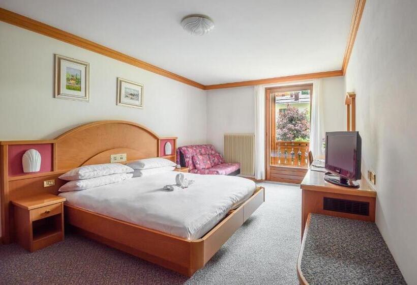 스탠다드 트리플 룸, St. Raphael