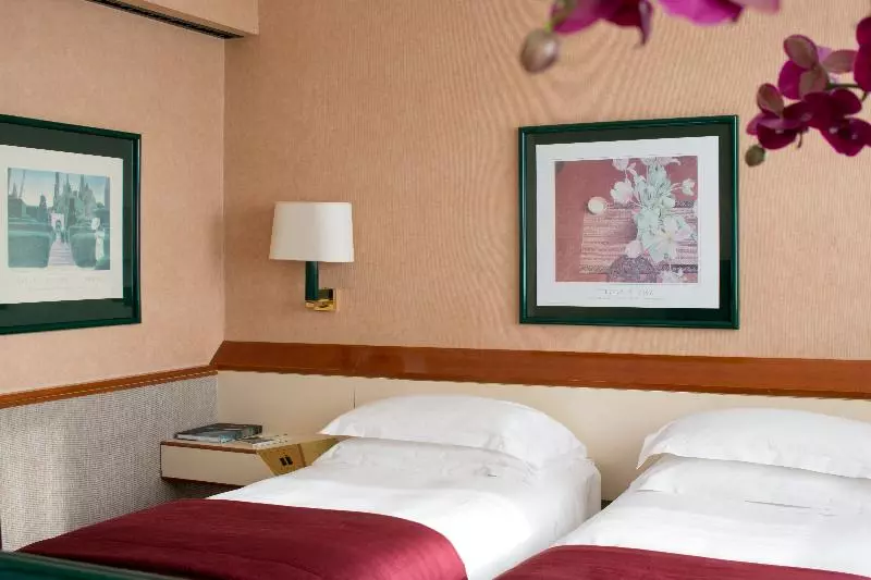 デラックスルーム, Starhotels President