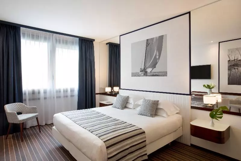 デラックスルーム, Starhotels President