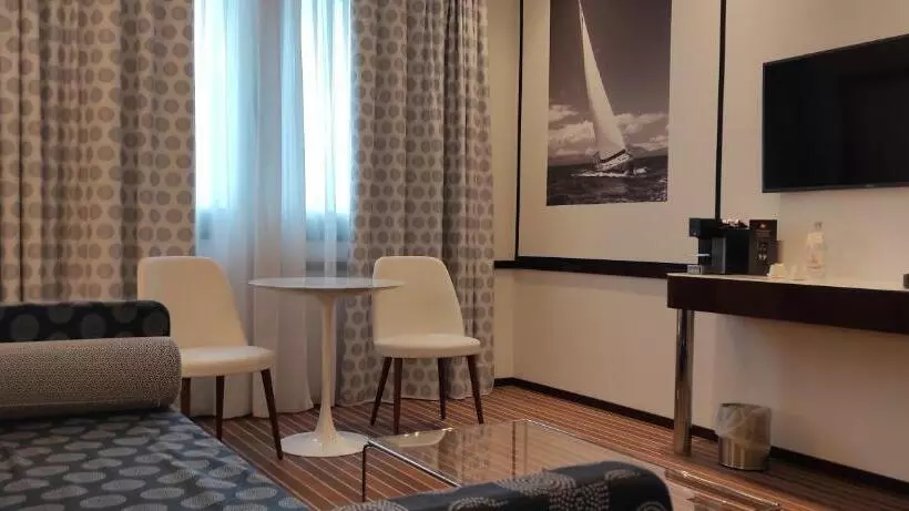 スイート, Starhotels President