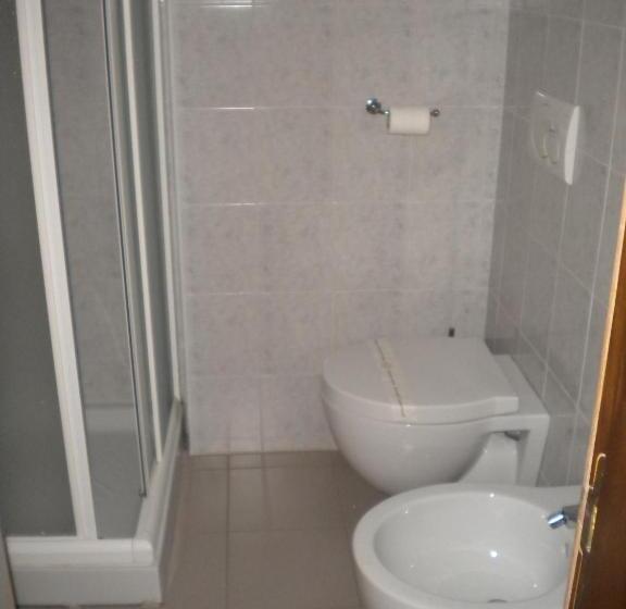 バルコニー付スタンダード4ベッドルーム, Zenit