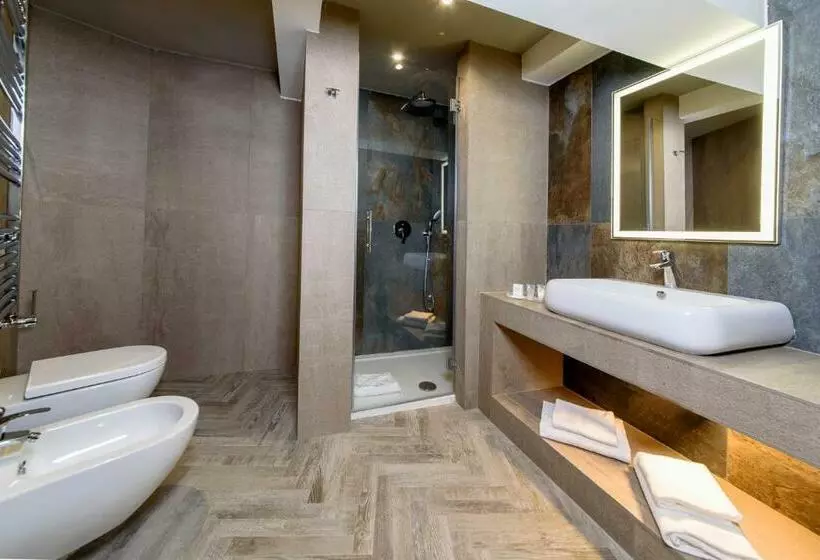 اتاق استاندارد چهار تخته, Just Hotel Milano