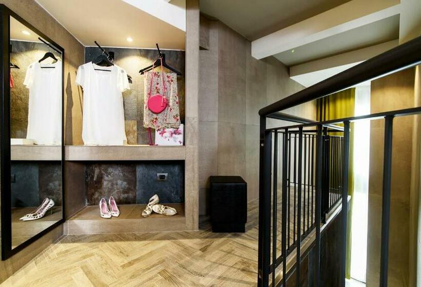 复式套房, Just Hotel Milano
