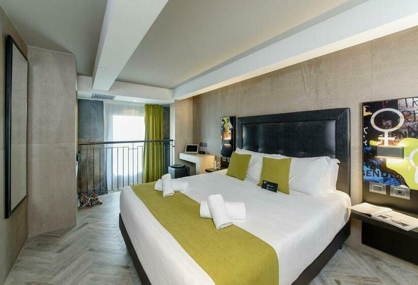 青年复式套间, Just Hotel Milano