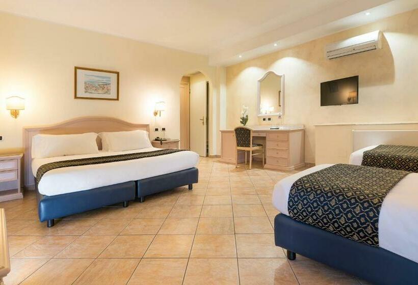 غرفة قياسية رباعية, Sant Alphio Garden Hotel & Spa