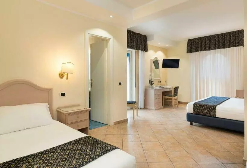 اتاق استاندارد سه نفره, Sant Alphio Garden Hotel & Spa