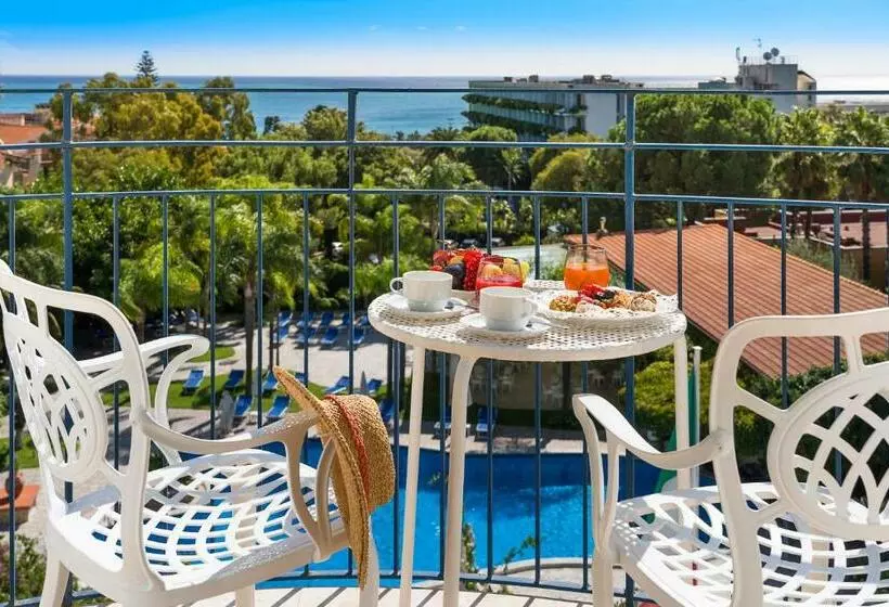اتاق استاندارد با چشم‌انداز دریا, Sant Alphio Garden Hotel & Spa