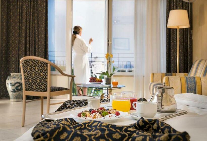 جناح مطلّ علي البحر, Sant Alphio Garden Hotel & Spa