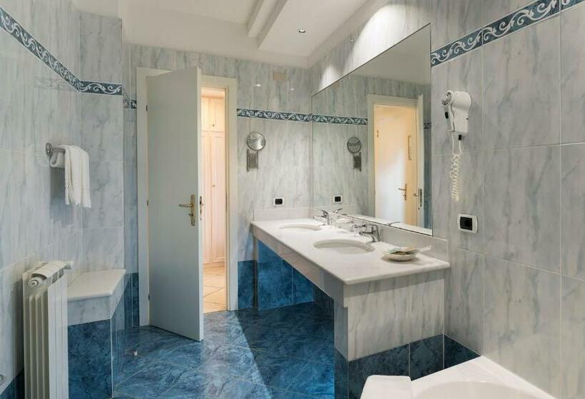 جناح مطلّ علي البحر, Sant Alphio Garden Hotel & Spa