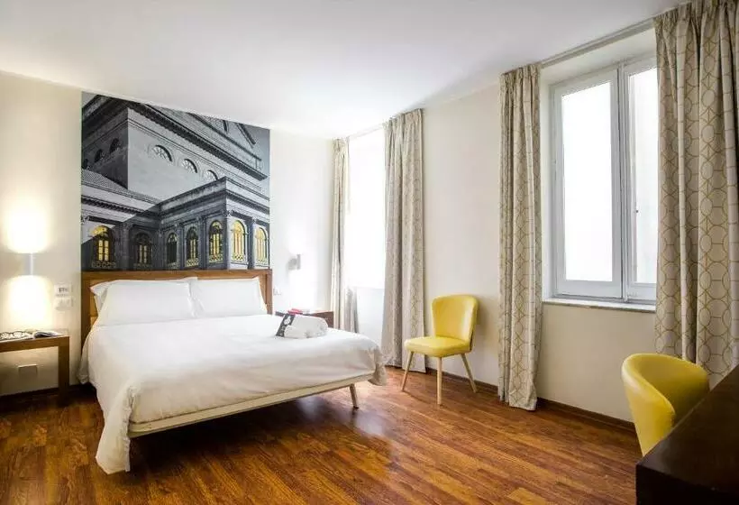 اتاق استاندارد با چشم‌انداز, B&B Hotel Palermo Quattro Canti
