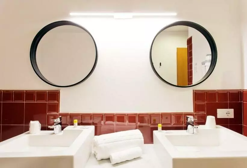 سوییت جونیور, B&B Hotel Palermo Quattro Canti