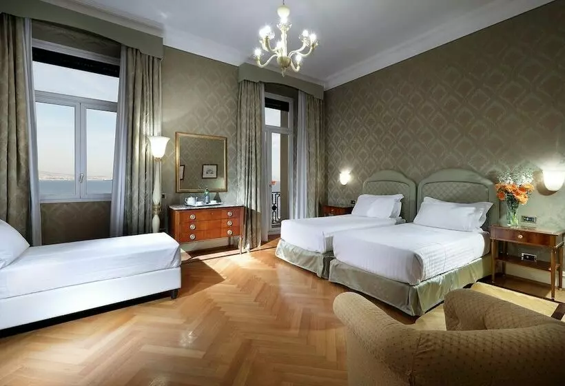 اتاق سوپریور, Eurostars Hotel Excelsior