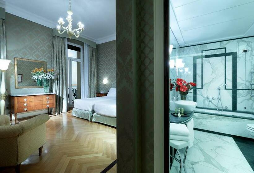 اتاق لوکس با چشم‌انداز دریا, Eurostars Hotel Excelsior
