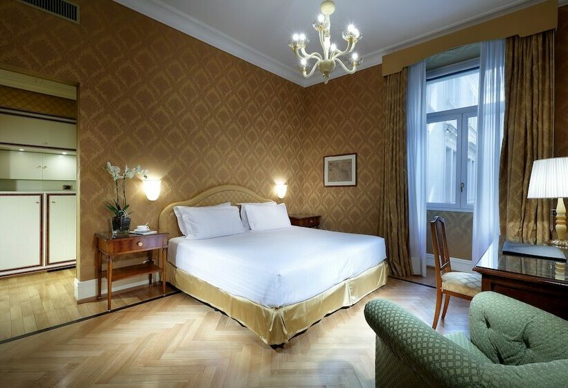 سوییت جونیور با چشم‌انداز دریا, Eurostars Hotel Excelsior