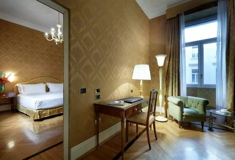 سوییت با چشم‌انداز دریا, Eurostars Hotel Excelsior
