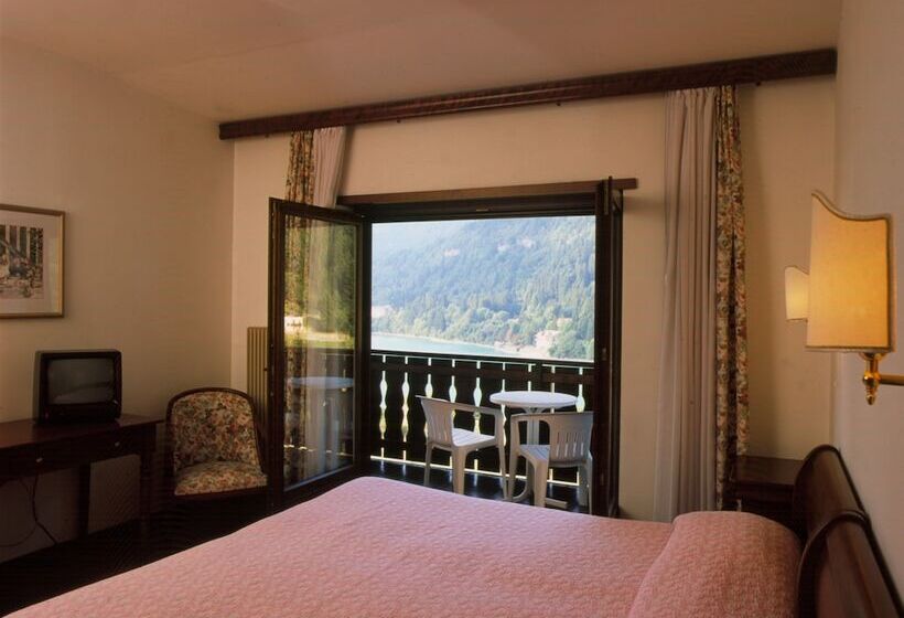 חדר סטנדרט נוף לעיר, Ariston Lake View