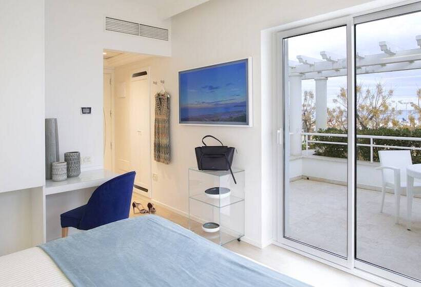 デラックスルーム, Atlantic Hotel & Spa