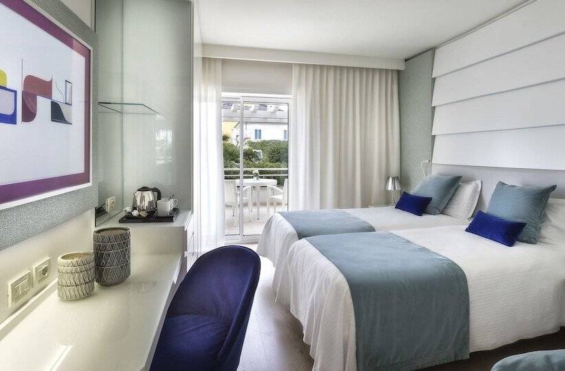 Номер Deluxe, Atlantic Hotel & Spa