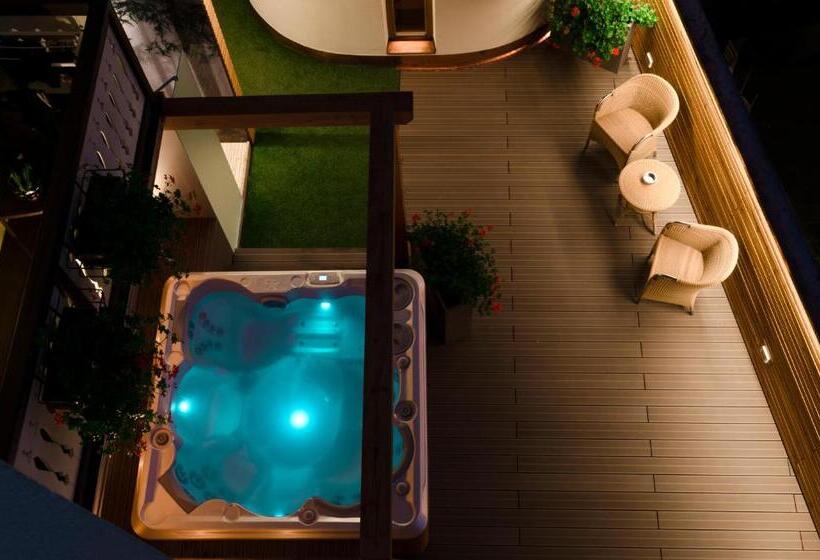 סוויטת ג'וניור, Cevedale Living Romance