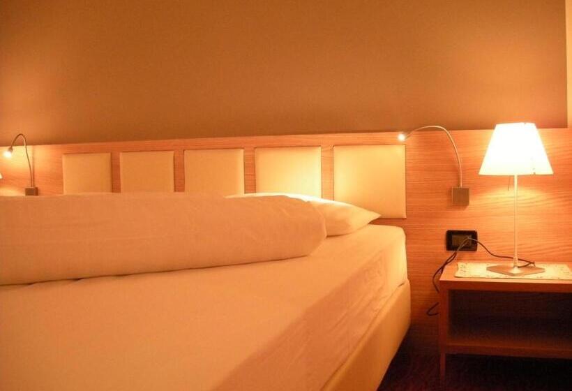 סוויטת ג'וניור, Cevedale Living Romance