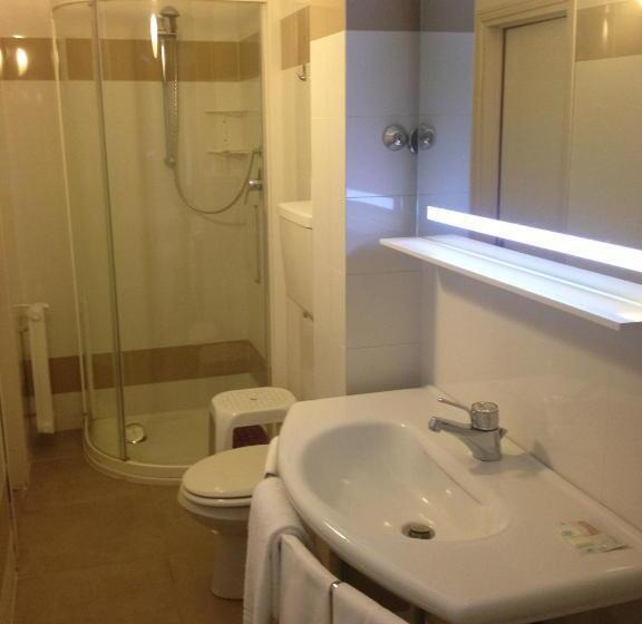 スタンダードトリプルルーム, Corallo