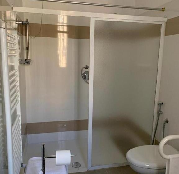 Четырехместный Номер Стандарт, Corallo