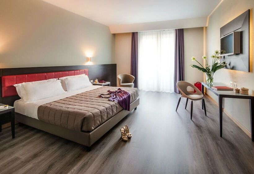 标准间带双人床, Da Vinci