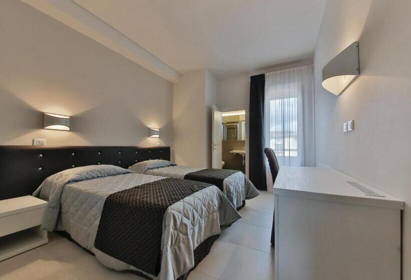 高级家庭房间, Delta