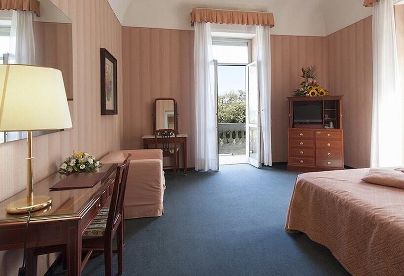 اتاق استاندارد, Esplanade