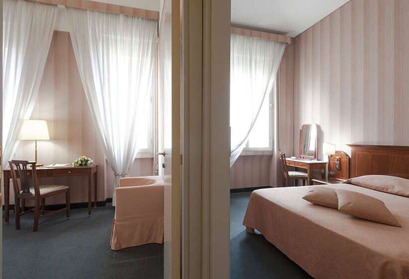 اتاق استاندارد سه نفره, Esplanade