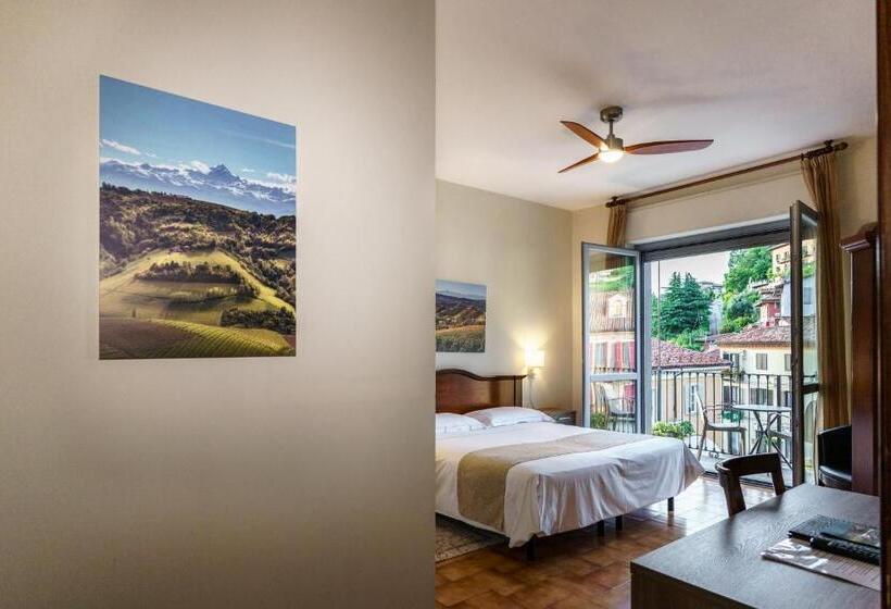 חדר סופריור, Il Grappolo D'oro