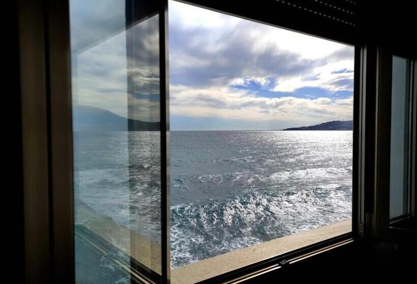 Семейный Номер Вид на Море, La Perla Del Capo