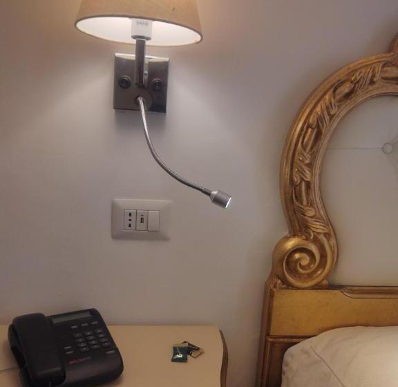 豪华海景房, La Perla