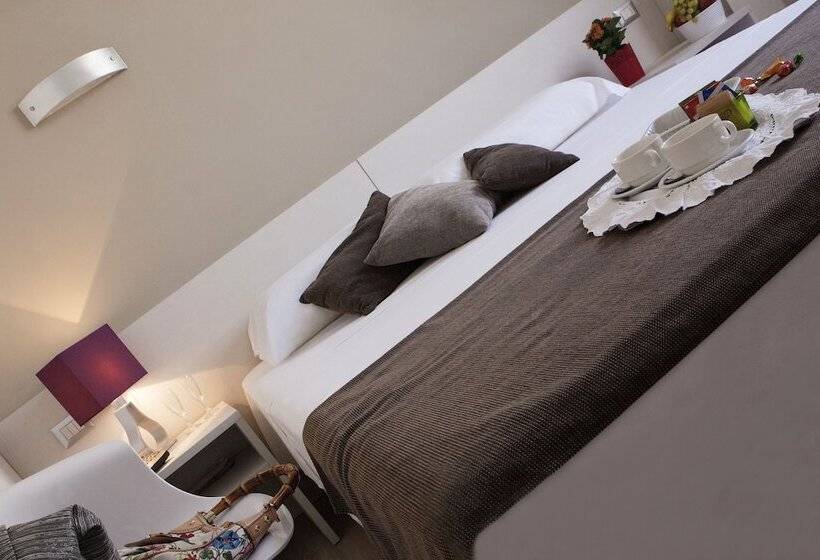 اتاق استاندارد, Mennini