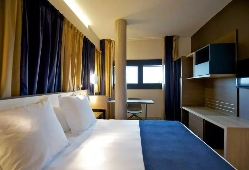 Superior Room, Mercure Roma Centro Colosseo