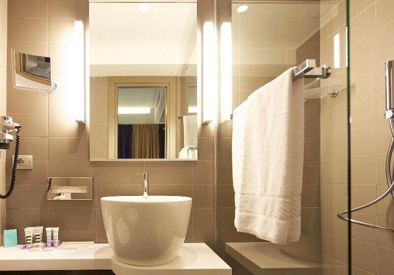 اتاق کلاسیک یک تخته, Mercure Roma Centro Colosseo