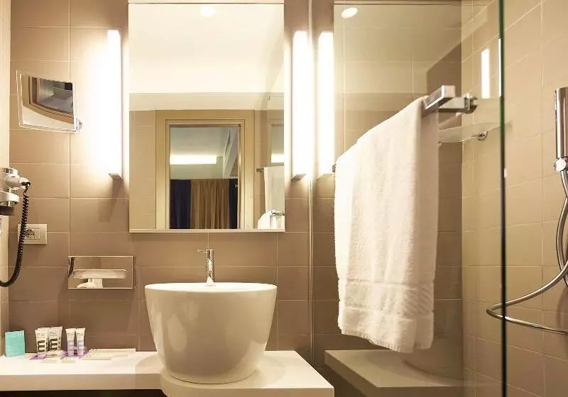 Classic Single Room, Mercure Roma Centro Colosseo