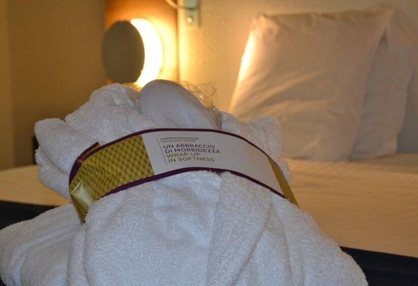 اتاق پرستیژ, Mercure Roma Centro Colosseo