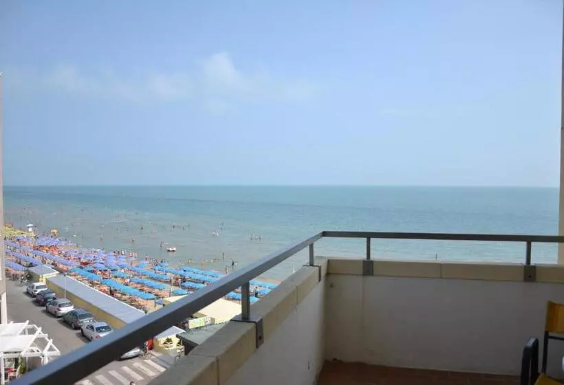 اتاق استاندارد, Perticari