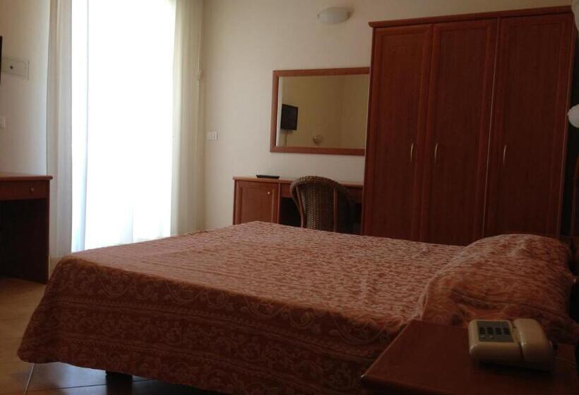 스탠다드 싱글 룸, Perticari