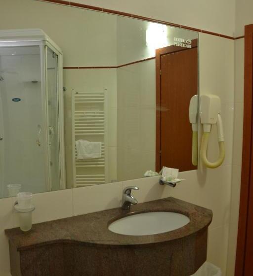 스탠다드 트리플 룸, Perticari