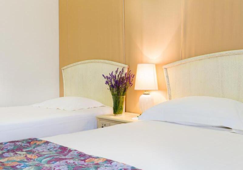 اتاق راحتی سه تخته, Bio Boutique Hotel Xu    Gruppo Ambienthotels