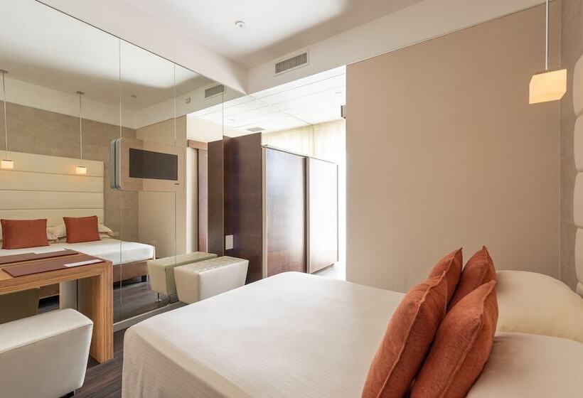 اتاق لوکس چهار تخته, Bio Boutique Hotel Xu    Gruppo Ambienthotels