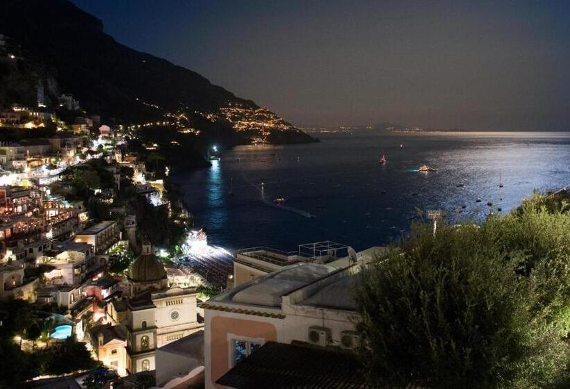 デラックスジュニアスイート, Poseidon