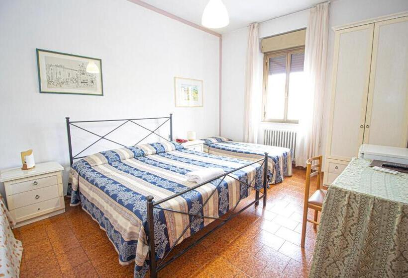 اتاق استاندارد سه نفره, Prime