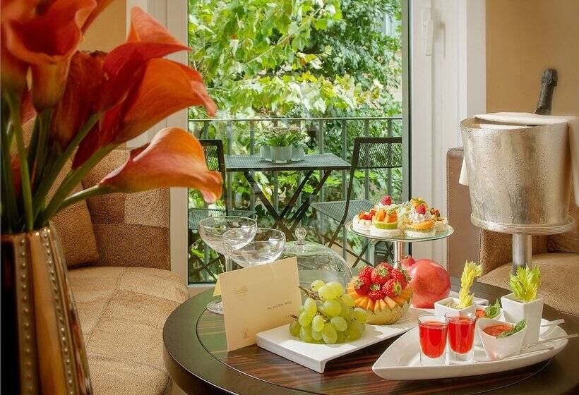 סוויטה דלוקס, Bio Hotel Raphael   Relais & Châteaux